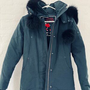 Moose Knuckles Stirling Parka - Women's XS - Navy Blue/ Black Fur